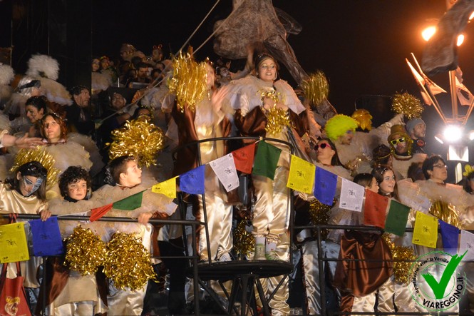 Ingrandisci la foto