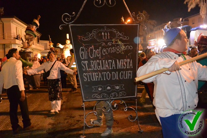 Ingrandisci la foto