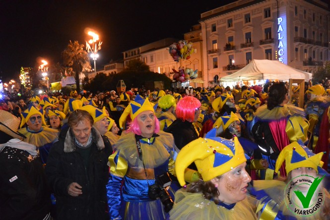 Ingrandisci la foto