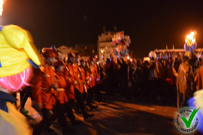 Ingrandisci la foto