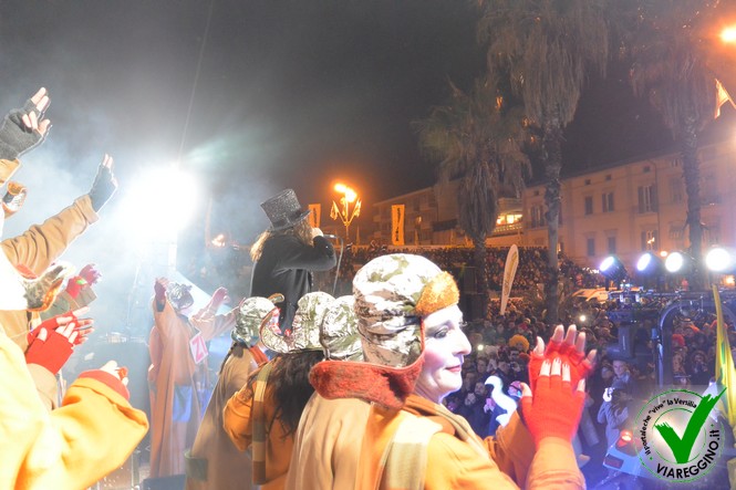 Ingrandisci la foto