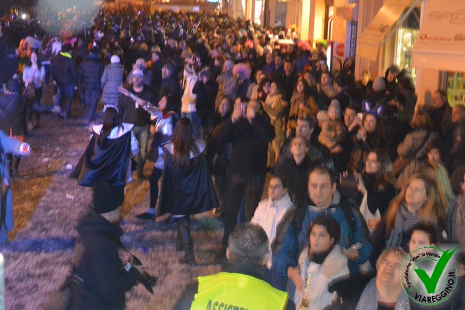 Ingrandisci la foto