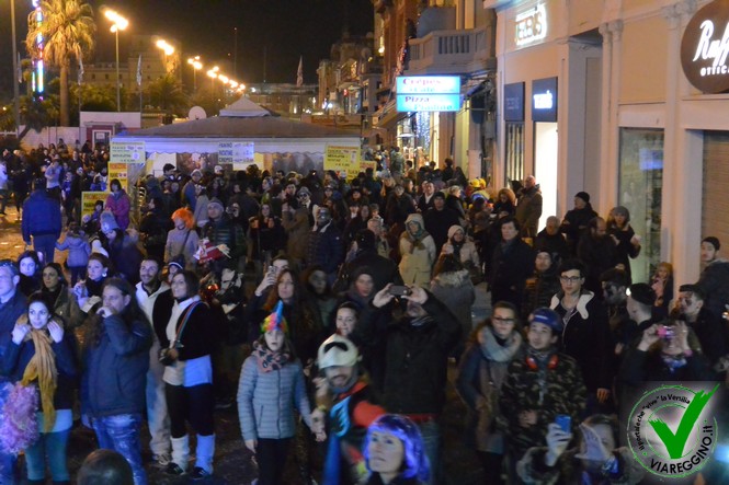 Ingrandisci la foto