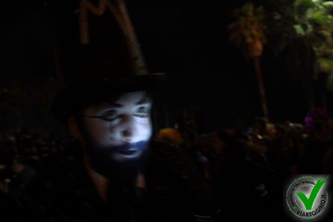 Ingrandisci la foto