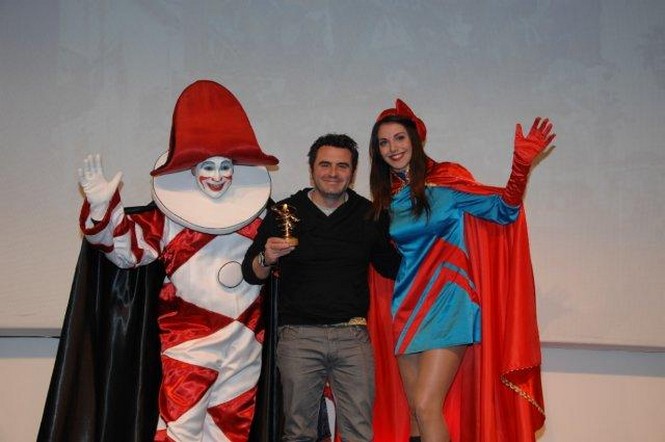 Ingrandisci la foto