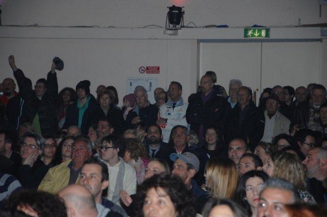 Ingrandisci la foto