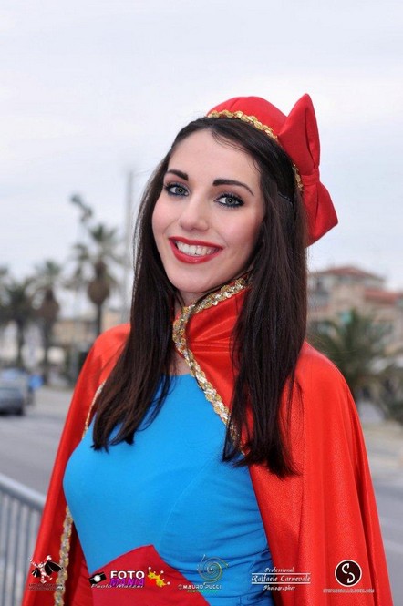Ingrandisci la foto