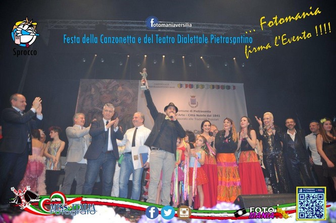 Ingrandisci la foto