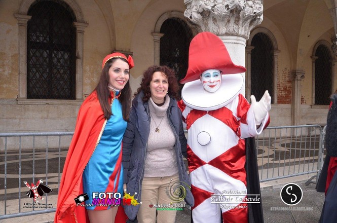 Ingrandisci la foto