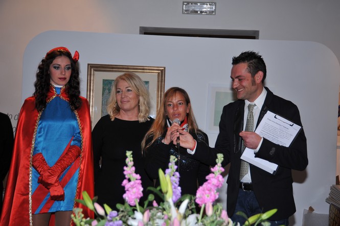Ingrandisci la foto