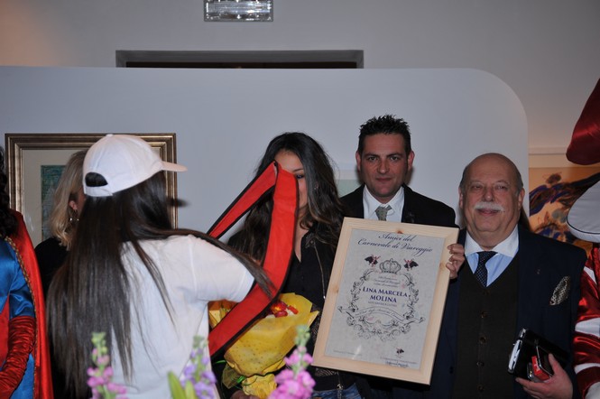 Ingrandisci la foto