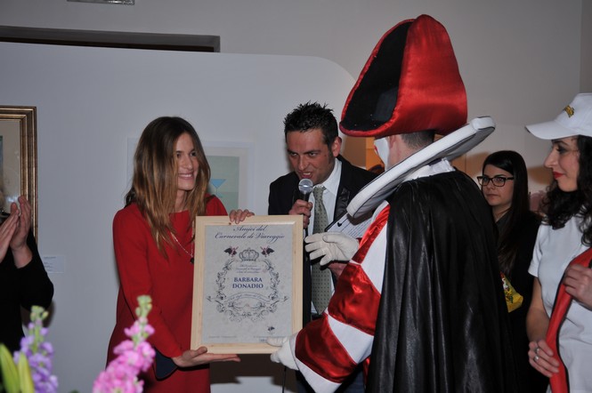 Ingrandisci la foto