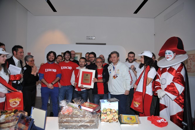 Ingrandisci la foto