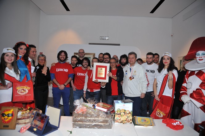 Ingrandisci la foto