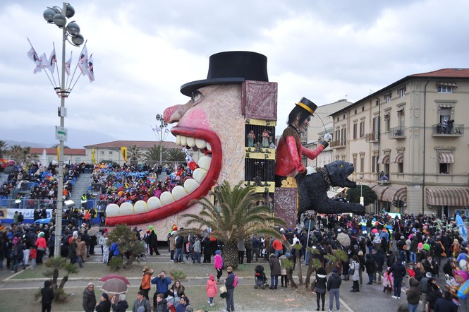 Ingrandisci la foto