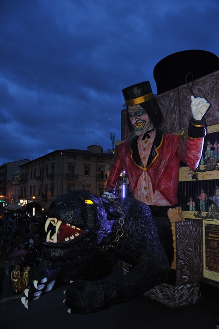 Ingrandisci la foto
