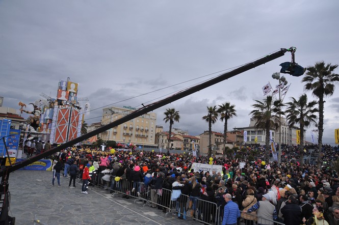 Ingrandisci la foto