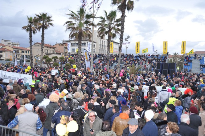 Ingrandisci la foto