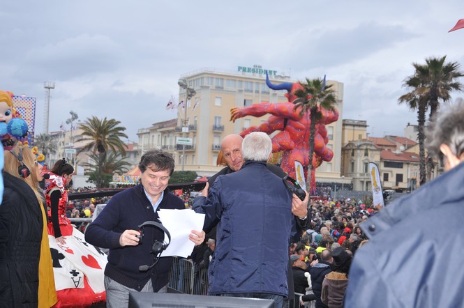 Ingrandisci la foto