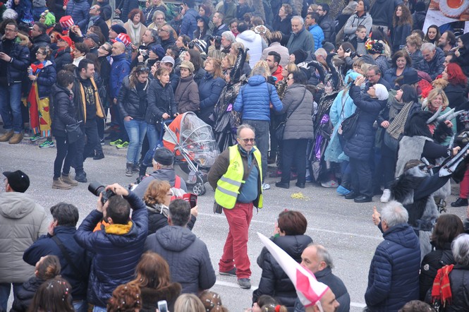 Ingrandisci la foto