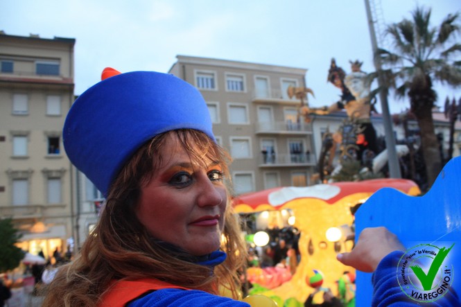Ingrandisci la foto