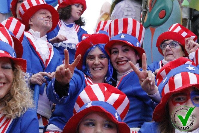 Ingrandisci la foto