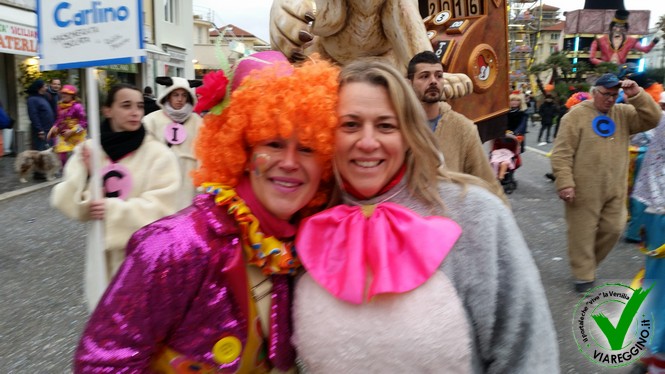 Ingrandisci la foto