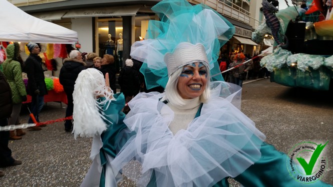 Ingrandisci la foto