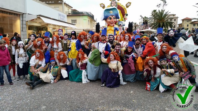 Ingrandisci la foto