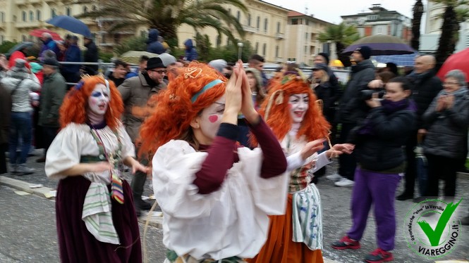 Ingrandisci la foto