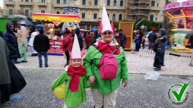 Ingrandisci la foto
