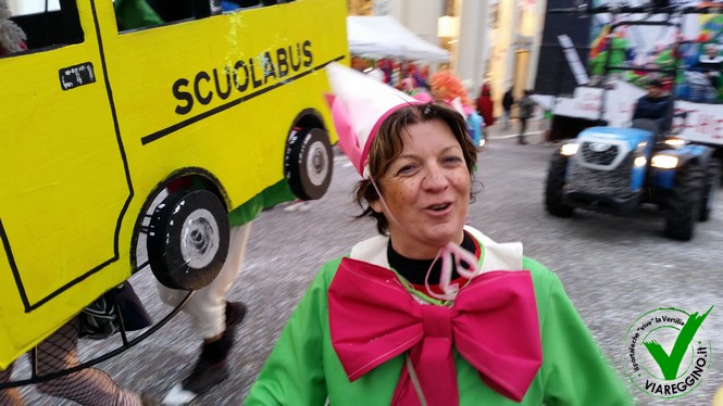 Ingrandisci la foto