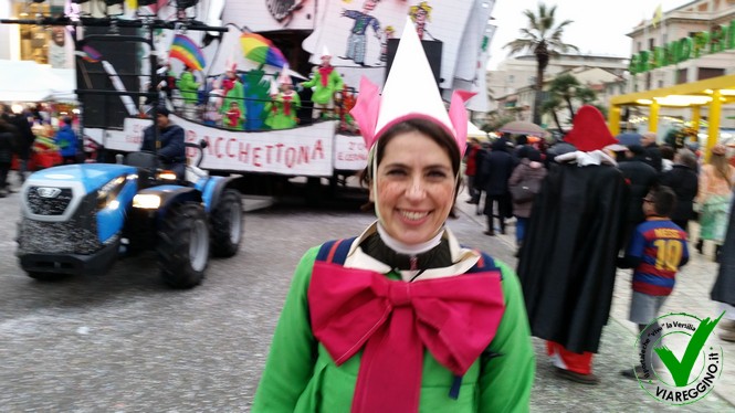 Ingrandisci la foto