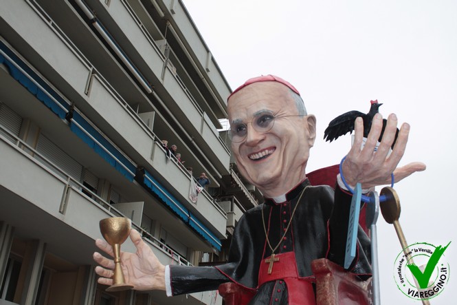 Ingrandisci la foto