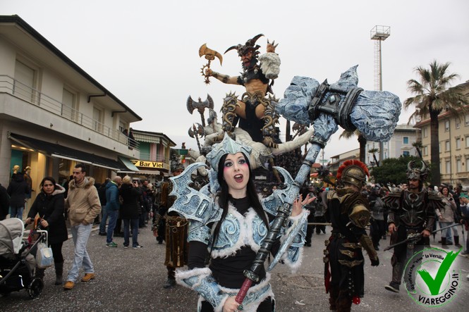 Ingrandisci la foto