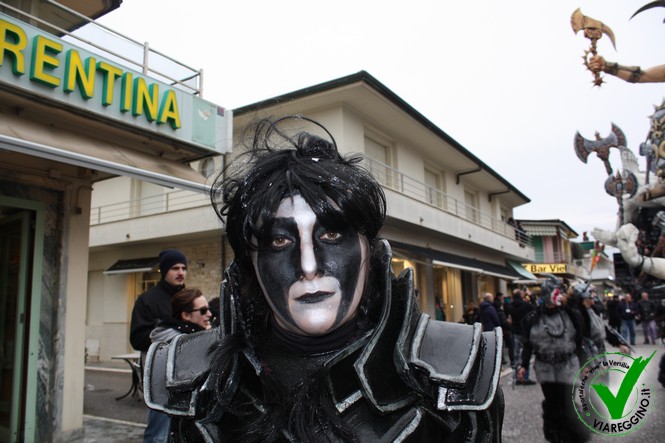 Ingrandisci la foto