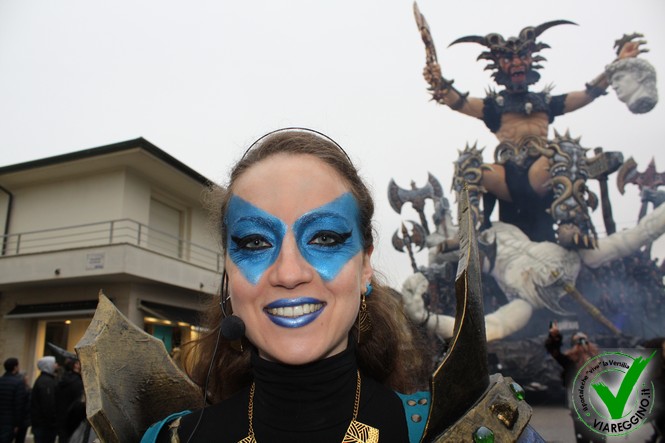 Ingrandisci la foto