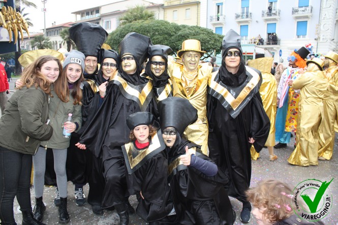 Ingrandisci la foto