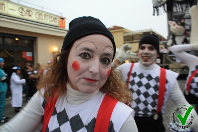 Ingrandisci la foto