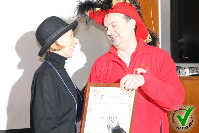 Ingrandisci la foto