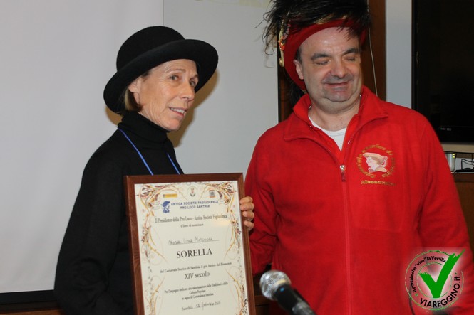 Ingrandisci la foto