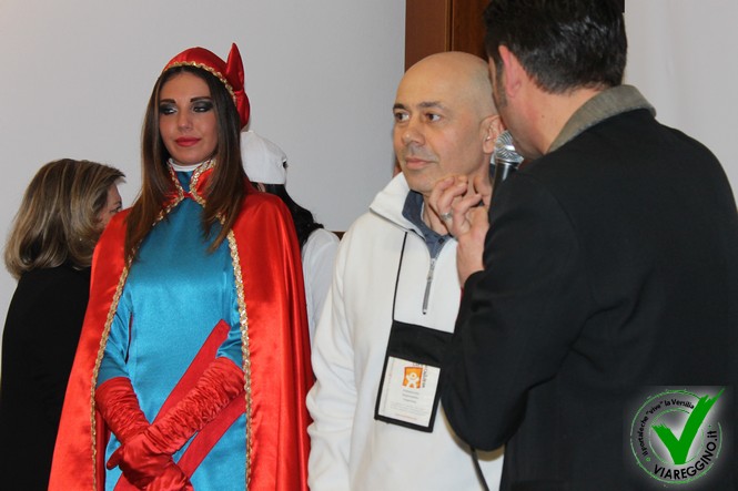 Ingrandisci la foto