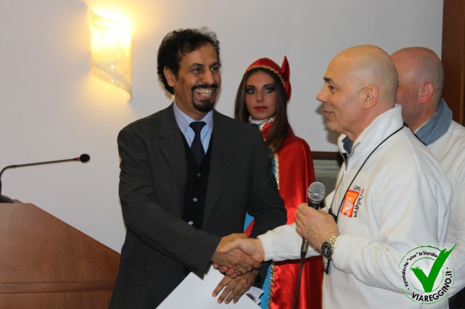 Ingrandisci la foto