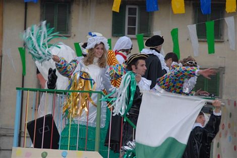 Ingrandisci la foto