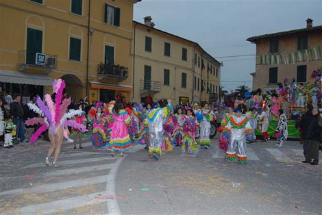 Ingrandisci la foto