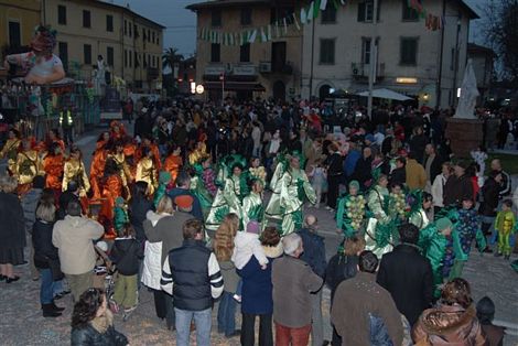Ingrandisci la foto