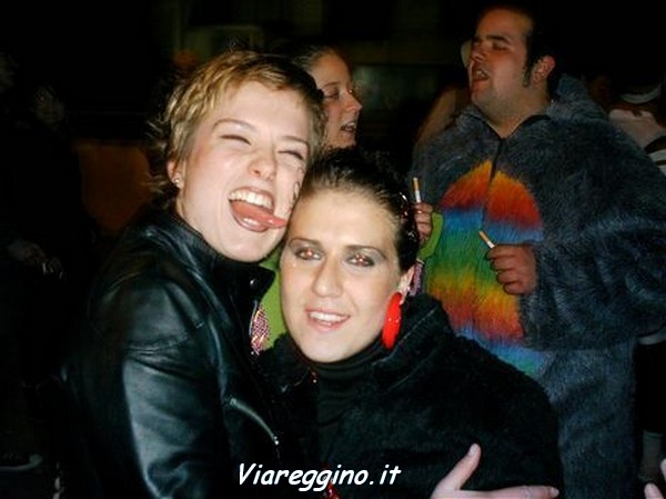 Ingrandisci la foto