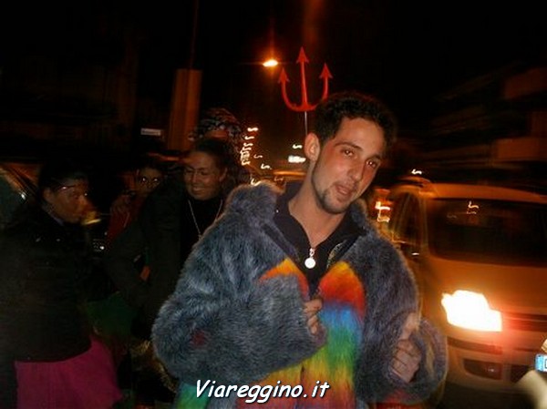 Ingrandisci la foto