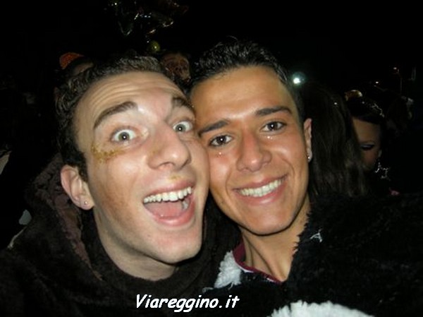 Ingrandisci la foto