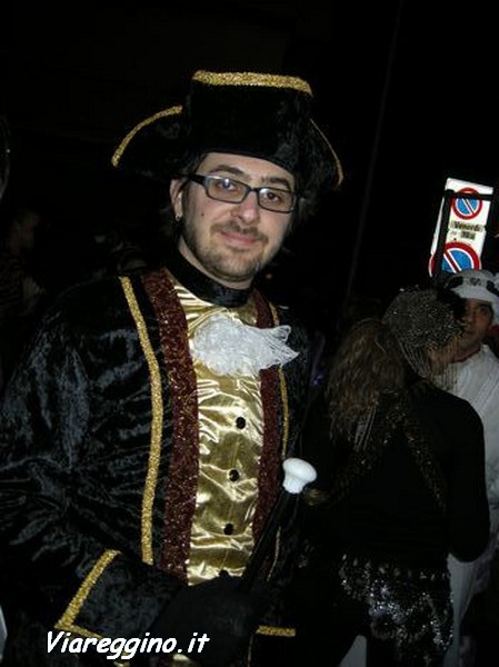 Ingrandisci la foto